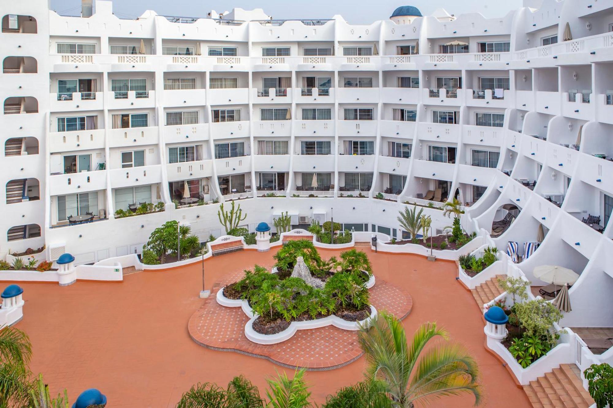 Aparthotel Santa Barbara Golf And Ocean Club San Miguel de Abona Esterno foto